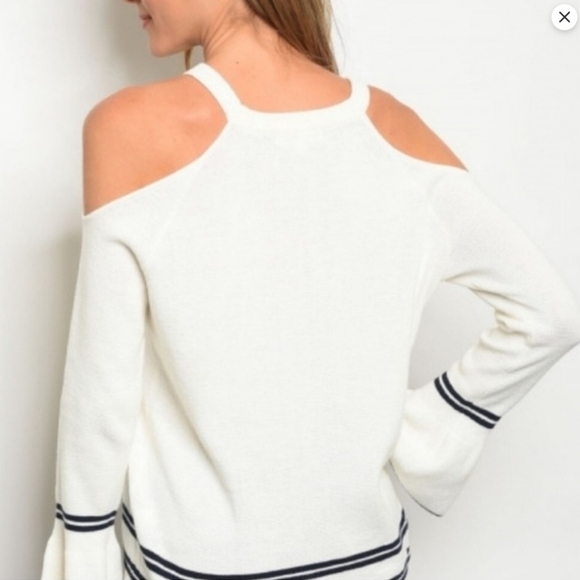 WILD HONEY‎ Sweater Cold Shoulders White Navy Womens Sz S Nautical Charm Preppy - Picture 2 of 9